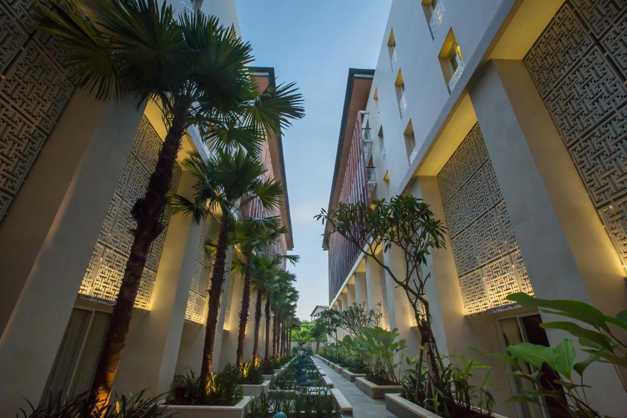 Bali Paragon Resort Hotel Jimbaran Exterior foto